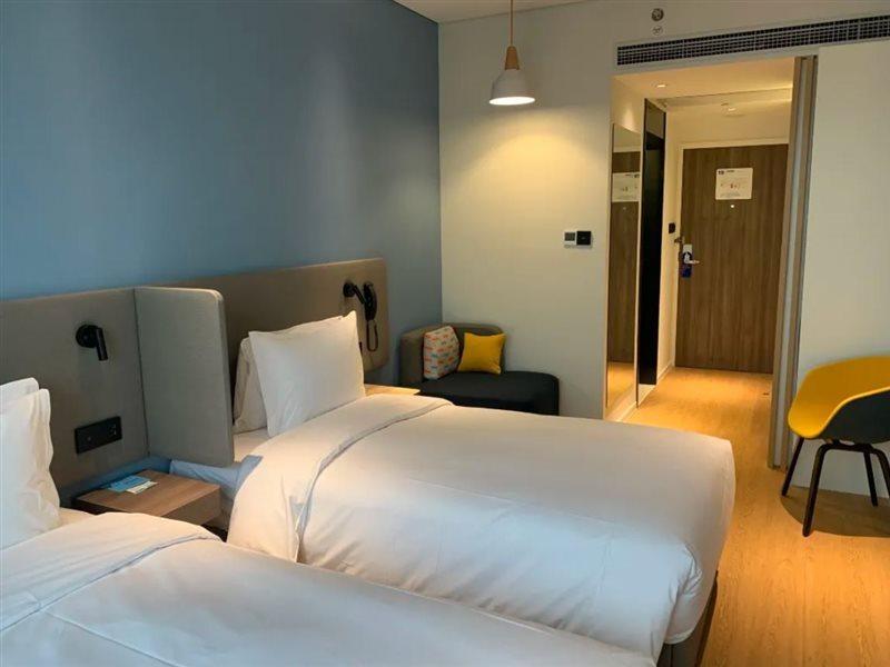 Holiday Inn Express Shanghai Baoyang By Ihg Exteriér fotografie